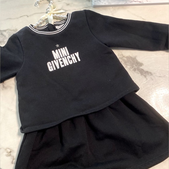 Toddler Givenchy Dress Size 2. Worn once for pics, washed twice. Great Condition - Picture 1 of 4